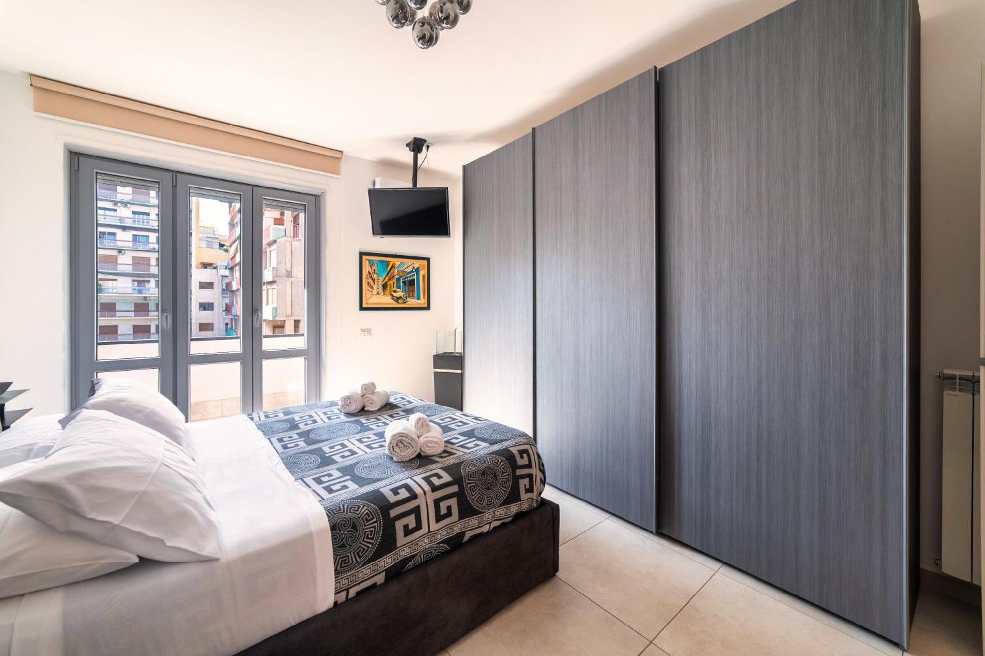 Metro-v.veneto Luxury Apartament Appartement